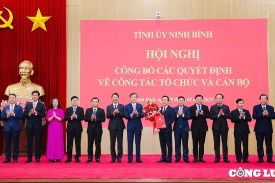 Ninh Bình công bố quyết định bổ nhiệm, sắp xếp tổ chức bộ máy