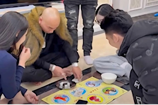 Công an vào cuộc xác minh vụ “giang hồ" mạng Phú Lê đánh bạc