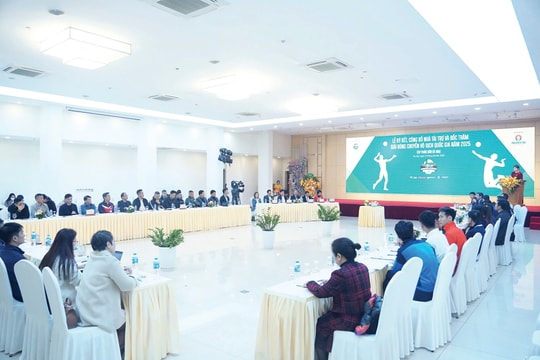 Phân bón Cà Mau – Nhà tài trợ kim cương giải bóng chuyền vô địch quốc gia 2025