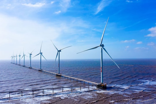 Bộ Công Thương đề xuất lùi thời điểm phát triển điện gió ngoài khơi sau năm 2030