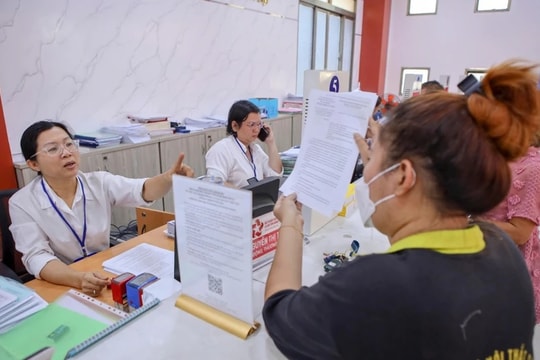 TP. HCM sẽ tính lại thu nhập tăng thêm phù hợp hơn cho cán bộ sau khi sắp xếp bộ máy