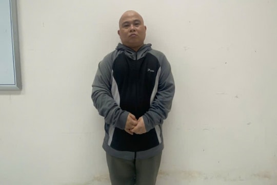 Bắt đối tượng lừa đảo chiếm đoạt tài sản của 30 nhà chùa