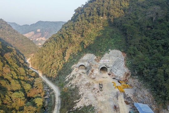 Lạng Sơn đẩy nhanh giải phóng mặt bằng các dự án cao tốc để hoàn thành trong Quý I