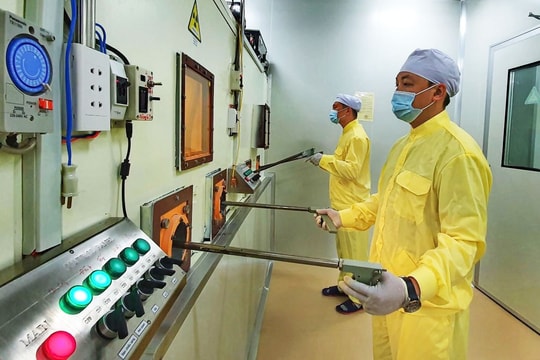 Nhà nước ưu đãi về tài chính đối với tổ chức, cá nhân hoạt động trong lĩnh vực năng lượng nguyên tử