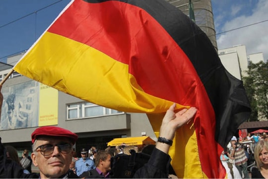 Nga, Trung Quốc và 'phanh nợ' đang khiến nền kinh tế Đức trì trệ khi cử tri đi bỏ phiếu