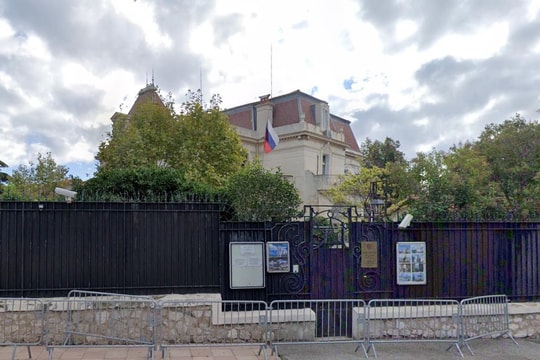 Vụ nổ tại Lãnh sự quán Nga ở Pháp, Moscow yêu cầu điều tra khủng bố