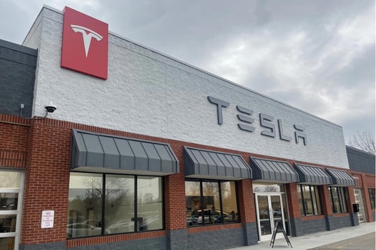 Hơn 850.000 xe Tesla, Ford, Toyota, Maserati bị thu hồi