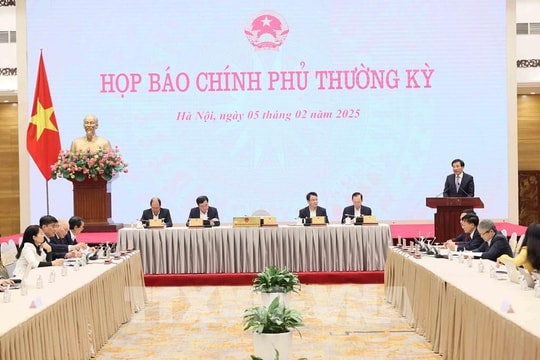 Văn phòng Chính phủ thực hiện nhiệm vụ phát ngôn của Chính phủ, Thủ tướng Chính phủ