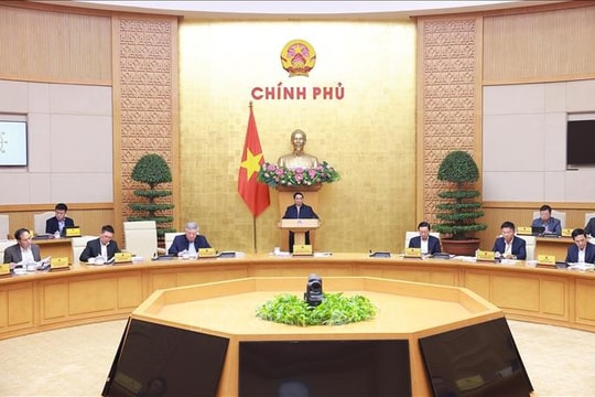 Trình Chính phủ hồ sơ dự án luật chậm nhất 15 ngày trước Phiên họp chuyên đề xây dựng pháp luật