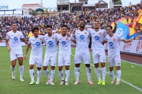 Bị loại khỏi cúp C1 châu Á, Nam Định thanh lọc ngoại binh