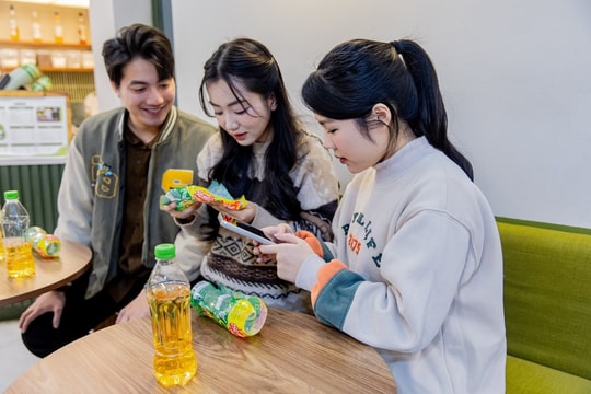 Trúng 250 triệu đồng nhờ uống Trà Xanh Không Độ: “Tôi sẽ mua xe 4 chỗ để chạy dịch vụ”