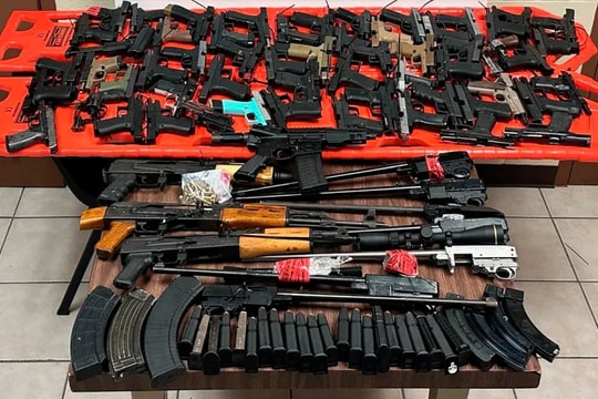 Mexico chuẩn bị ra tòa kiện các hãng súng Mỹ bán vũ khí cho băng đảng