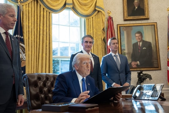 Mỹ: Mức thuế 25% với Mexico và Canada, thêm 10% với Trung Quốc sắp có hiệu lực