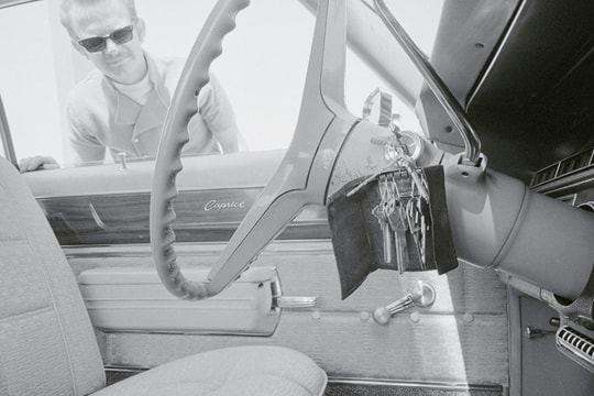 Cách 'giải cứu' chìa khóa bị kẹt trong ổ khóa xe ô tô