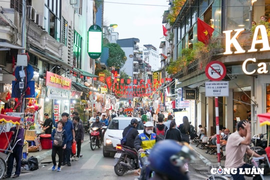 Thí điểm phương án hạn chế xe trên 16 chỗ đi vào phố cổ, đường phố ra sao?