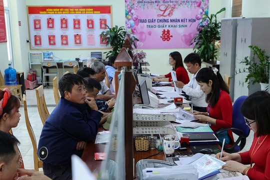 Thủ tướng yêu cầu đưa ra khỏi bộ máy cán bộ không đủ năng lực, phẩm chất