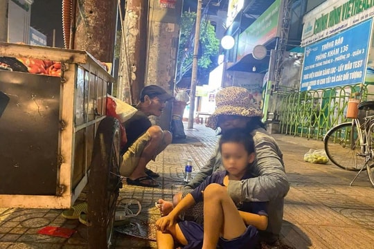 TP HCM xử lý dứt điểm các đối tượng chăn dắt ăn xin, bán hàng rong 'chặt chém'