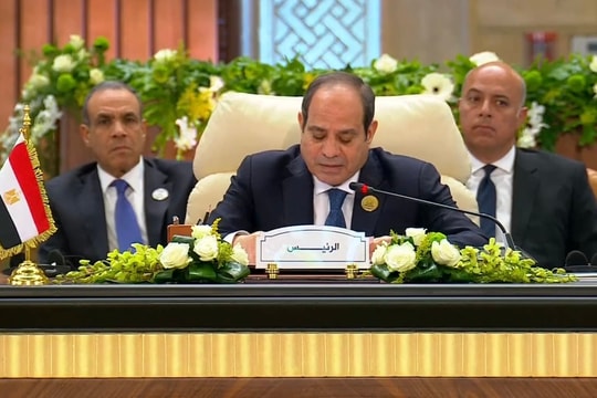 Các nước Ả Rập thông qua kế hoạch tái thiết Gaza, đối lập với đề xuất của Mỹ