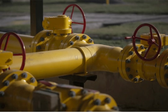 Ukraine tìm cách tăng cường nhập khẩu khí đốt để dự trữ cho mùa sưởi ấm