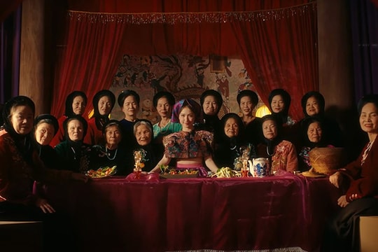 MV 'Bắc Bling' của Hoà Minzy: Khi nghệ sĩ trẻ chinh phục khán giả bằng “chất liệu” quê hương