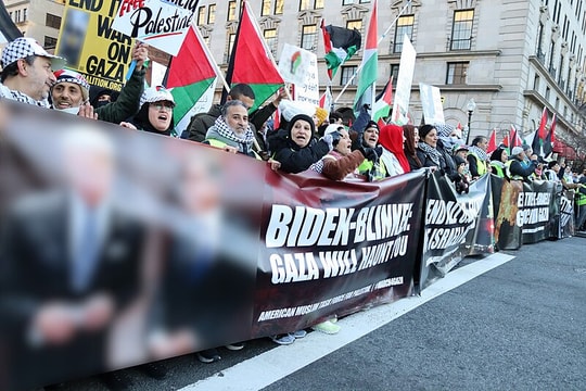 Mỹ sử dụng AI thu hồi thị thực của sinh viên ủng hộ Hamas