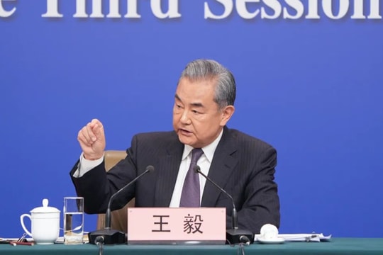 Trung Quốc cảnh báo các cường quốc không nên bắt nạt nước yếu