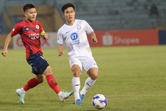 Quang Hải toả sáng, CAHN hoà kịch tính trước đội bóng thành Nam
