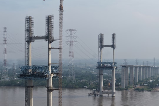 Cầu nghìn tỷ trên cao tốc Bến Lức - Long Thành chờ ngày hoàn thiện