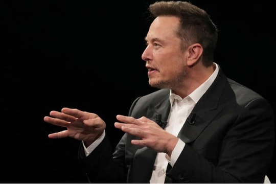 Tỷ phú Elon Musk cho biết mạng xã hội X bị tấn công quy mô lớn