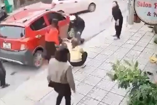 Đóng cửa cơ sở mầm non sau sự việc bé trai chạy ra đường bị ô tô cán tử vong