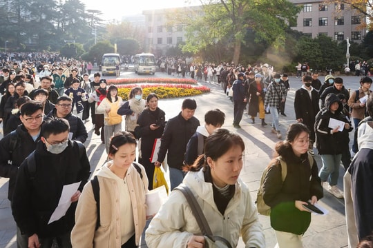 Công đoàn Trung Quốc cấm nhà tuyển dụng hỏi phụ nữ về hôn nhân và sinh con