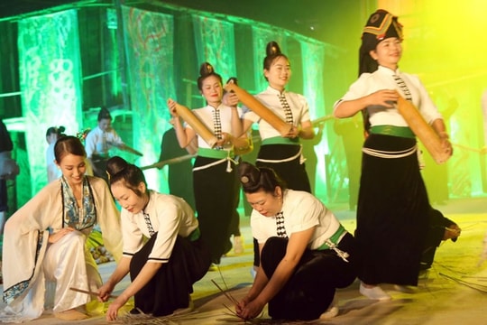 Tỉnh Điện Biên tổ chức Lễ hội hoa Ban quy mô lớn nhất từ trước tới nay