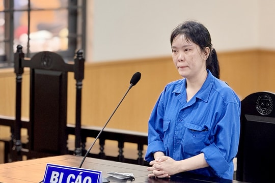 Nhân viên ngân hàng dùng tiền vay vốn của khách để trả nợ cá nhân