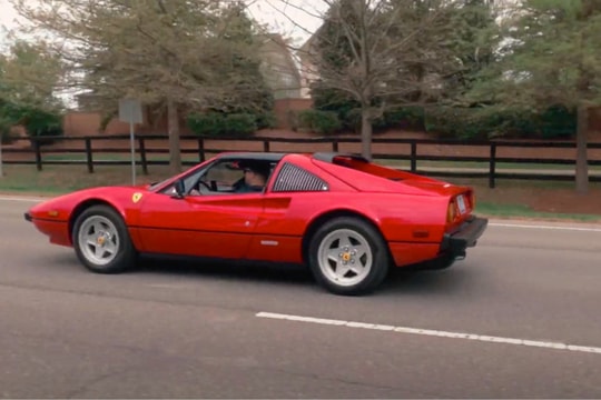 'Người đẹp 4 bánh' khiến một người đàn ông chờ 34 năm để sở hữu