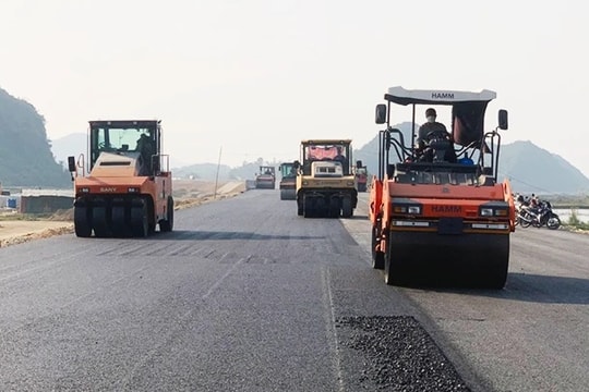 Quyết tâm thông tuyến chính cả 5 dự án thành phần thuộc cao tốc Bắc - Nam trước 30/4/2025