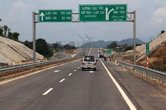 Báo cáo Thủ tướng phương án đầu tư mở rộng đoạn cao tốc Yên Bái - Lào Cai trước 20/3/2025