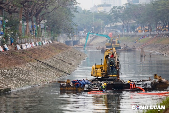 Hà Nội nghiên cứu cải tạo sông Tô Lịch thành nơi trữ nước khi ngập lụt