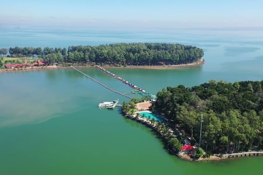 Xử phạt công ty làm khu du lịch giữa lòng hồ Trị An hơn 1,5 tỉ đồng