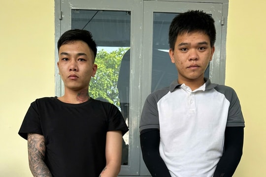 Tạm giữ 2 đối tượng mang “bom xăng” đến phòng trọ phóng hoả