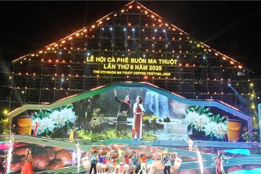Hơn 220.000 lượt khách đến Lễ hội cà phê Buôn Ma Thuột lần thứ 9