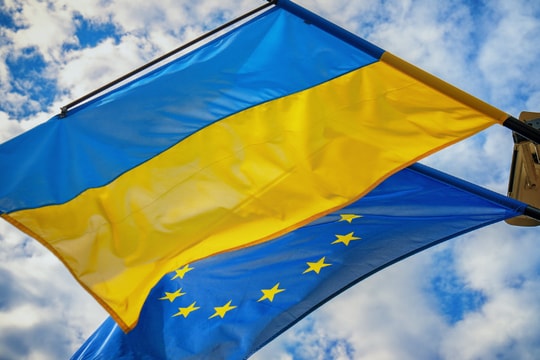 EU kêu gọi tăng gấp đôi viện trợ cho Ukraine, tận dụng tài sản đóng băng của Nga