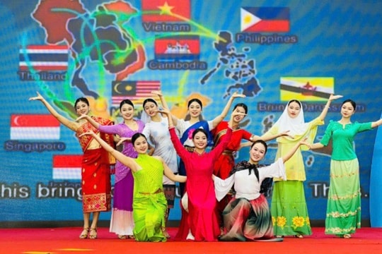 Hưởng ứng Festival phụ nữ Thủ đô vì hoà bình, phát triển năm 2025