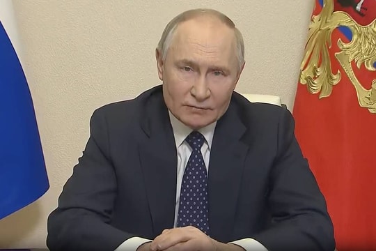 Tổng thống Putin nói sẽ tha cho quân đội Ukraine ở Kursk sau lời cầu khẩn của ông Trump