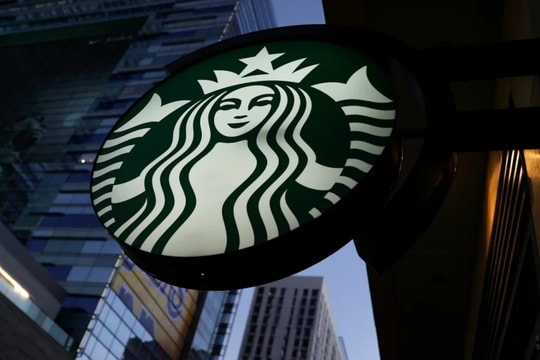 Starbucks bị yêu cầu bồi thường 50 triệu USD cho tài xế giao hàng bị bỏng vì cà phê nóng