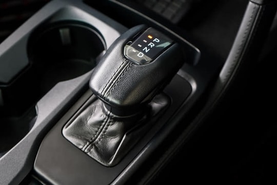 Có nên sử dụng số N trên xe số tự động?