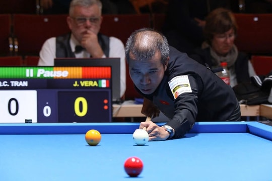 Quyết Chiến và Phương Vinh thăng hoa, Việt Nam vào chung kết World Cup Carom 3 băng