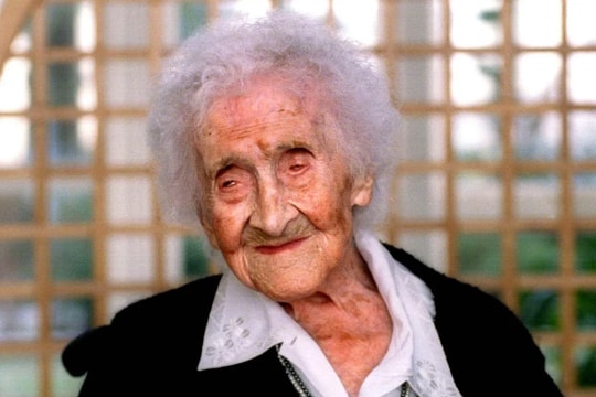 Nghiên cứu mới tìm ra tuổi thọ tối đa của con người