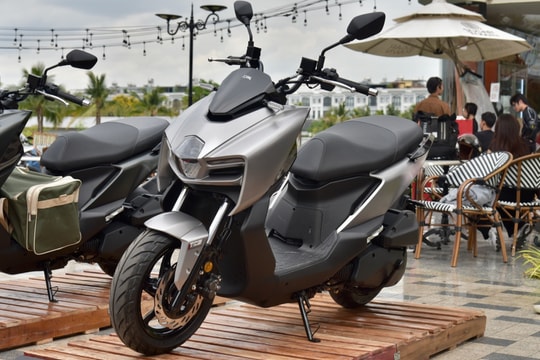 SYM Naga 150 giá gần 50 triệu đồng, khó cạnh tranh Honda Vario và Yamaha LEXi