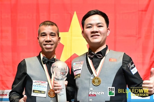 Quyết Chiến và Phương Vinh về nhì giải carom 3 băng đồng đội thế giới