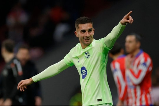 Thắng ngược Atletico, Barcelona giành lại ngôi đầu bảng xếp hạng La Liga